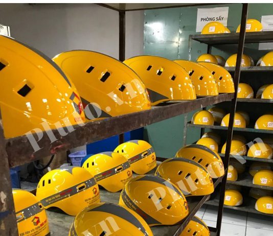 Xưởng sản xuất mũ bảo hiểm theo yêu cầu ở TP HCM